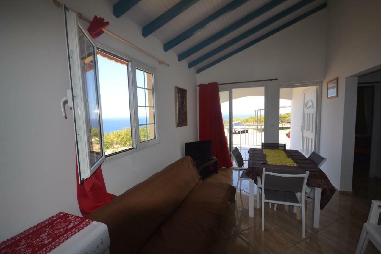 Planete Bleue Habitation Mes Desirs Villa Beaurenom ภายนอก รูปภาพ