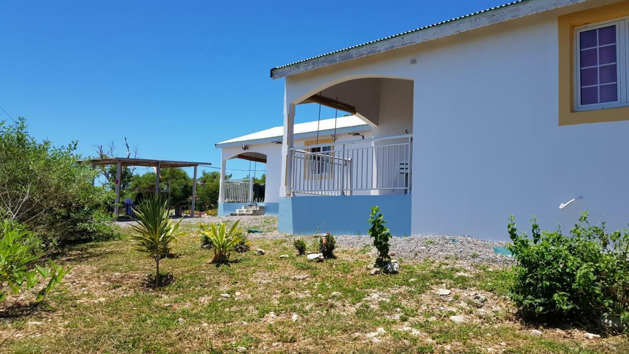 Planete Bleue Habitation Mes Desirs Villa Beaurenom ภายนอก รูปภาพ