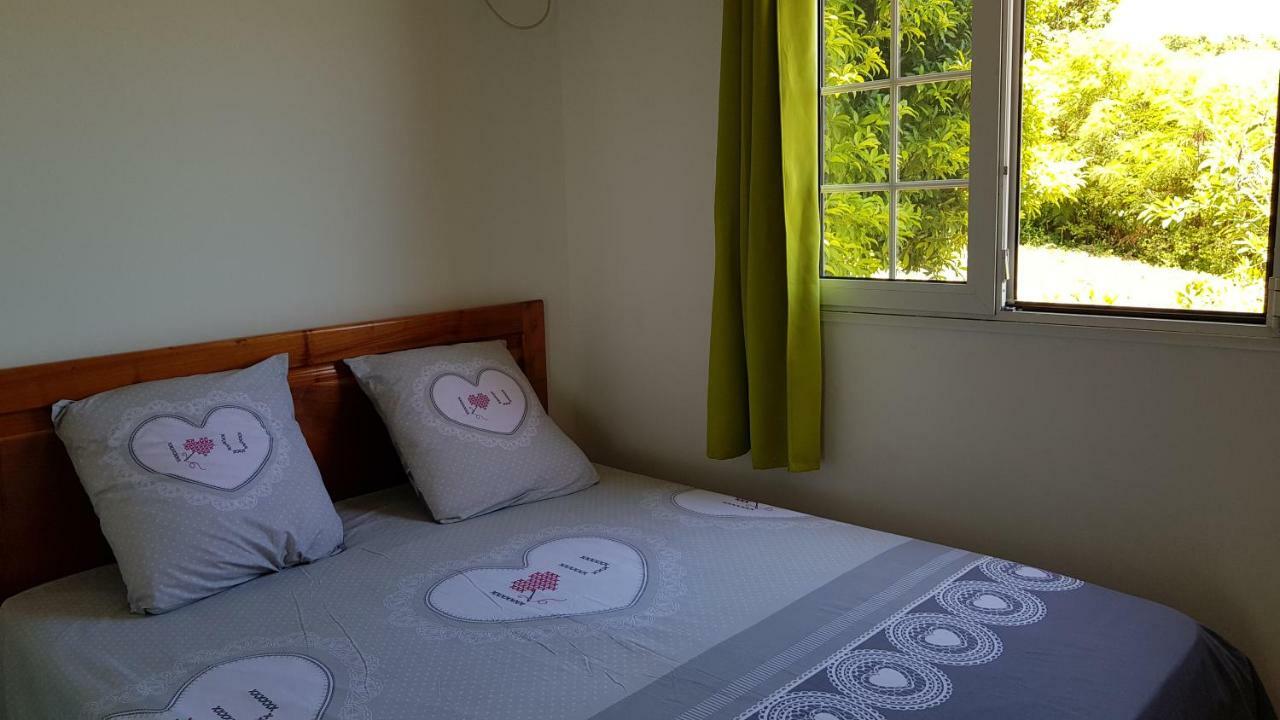Planete Bleue Habitation Mes Desirs Villa Beaurenom ภายนอก รูปภาพ