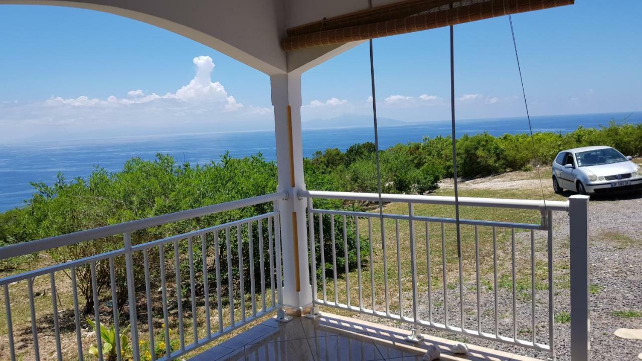 Planete Bleue Habitation Mes Desirs Villa Beaurenom ภายนอก รูปภาพ