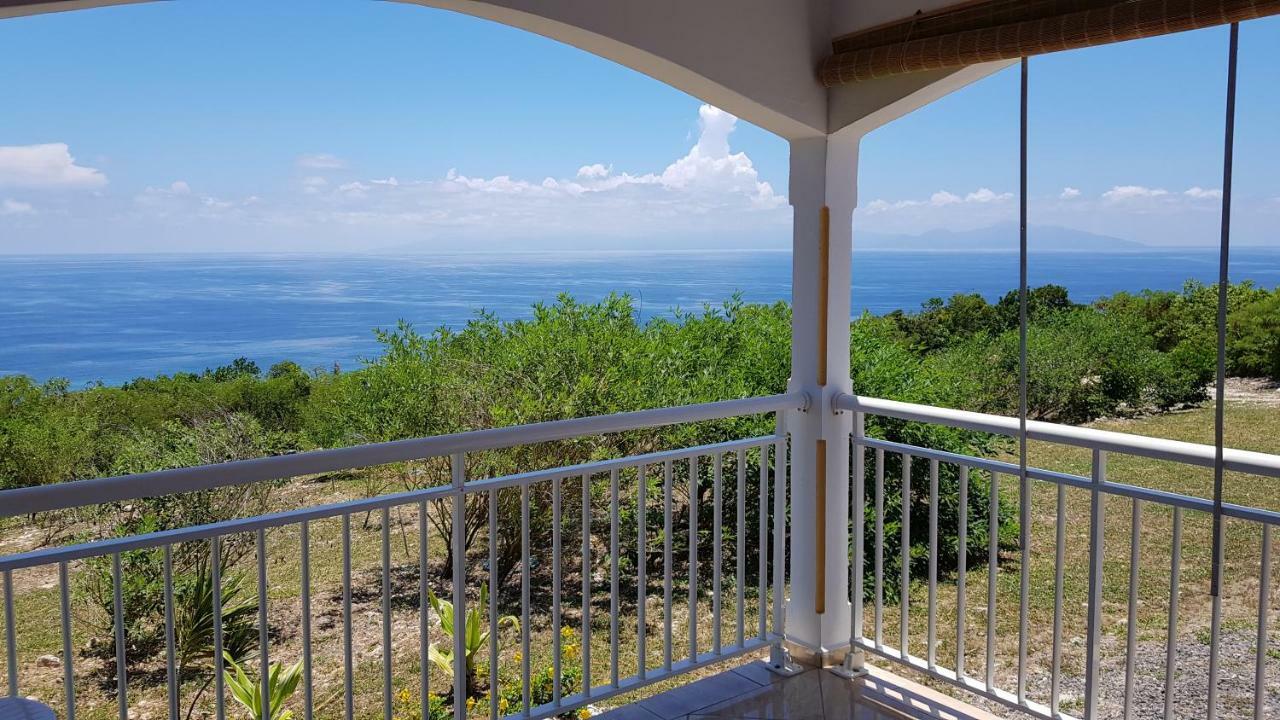 Planete Bleue Habitation Mes Desirs Villa Beaurenom ภายนอก รูปภาพ
